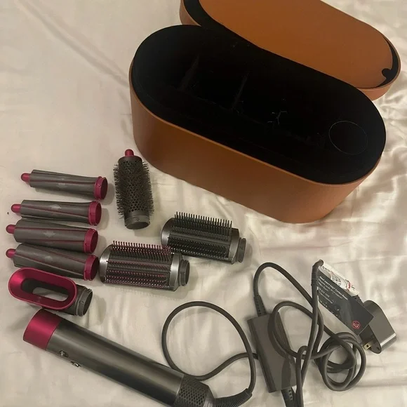 Dyson Hair Tool Set in Black and Pink
